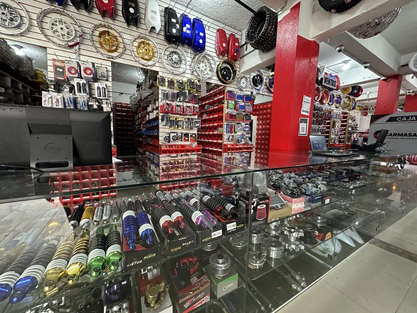 Mostrador con amortiguadores y accesorios